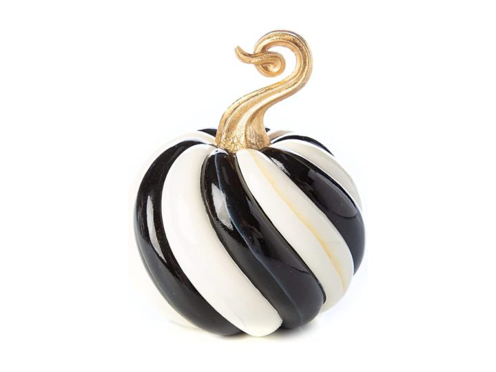 9 Chic Halloween Decor Items to Liven Up Your Halloween Party